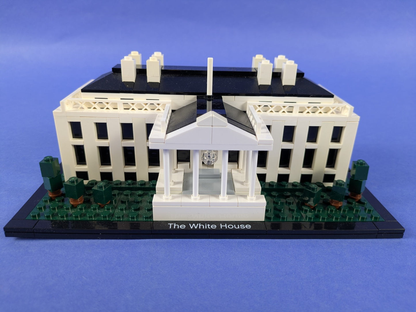 Lego Architecture: The White House Set 21006 Incomplete Set