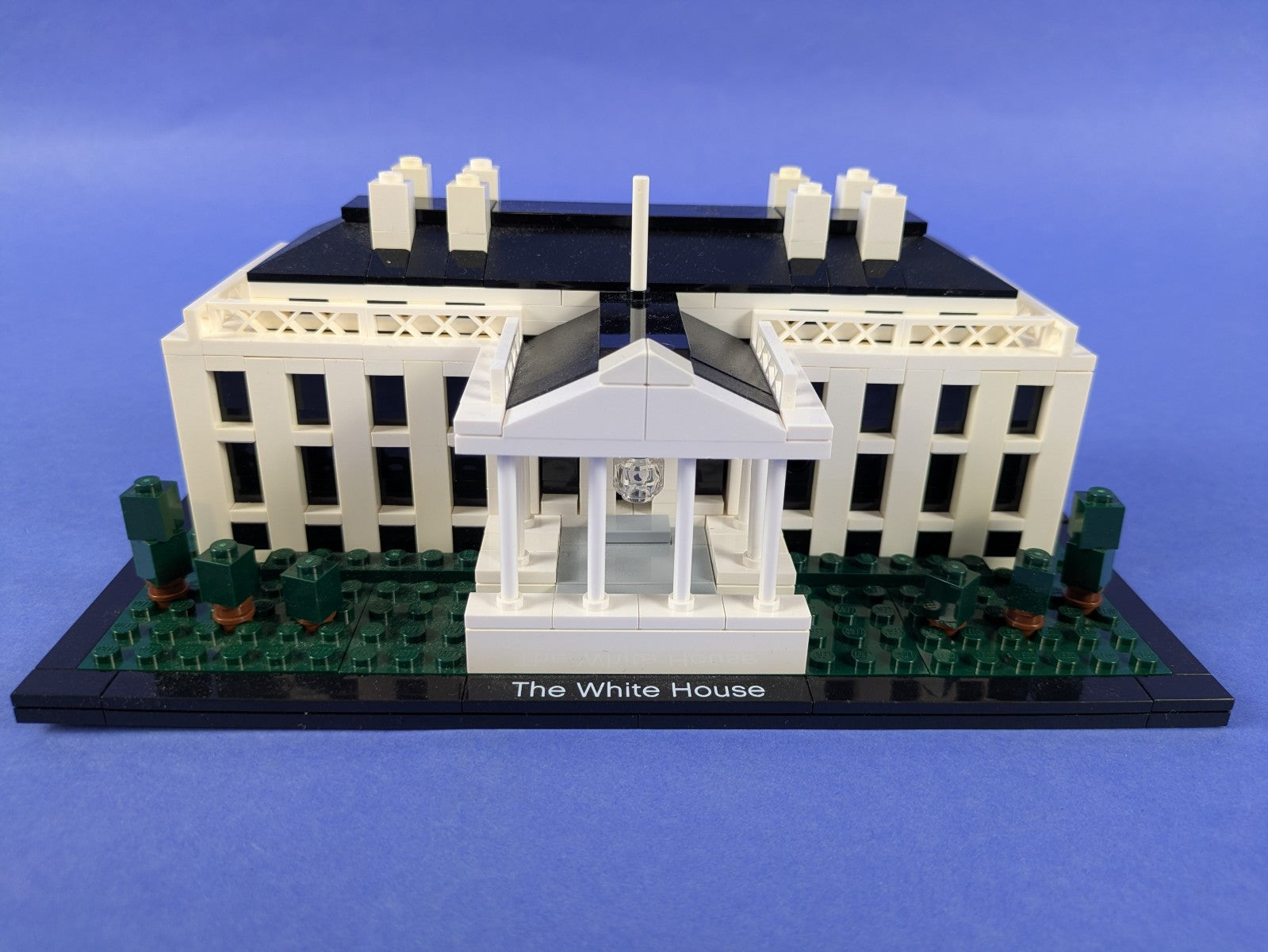 Lego Architecture: The White House Set 21006 Incomplete Set