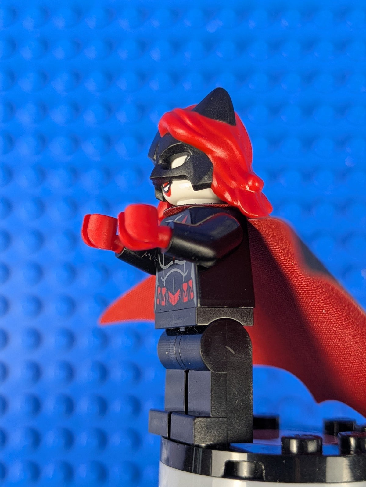 Lego Super Heroes: Batwoman - Cape Black and Red Sides sh1083 Set 76300
