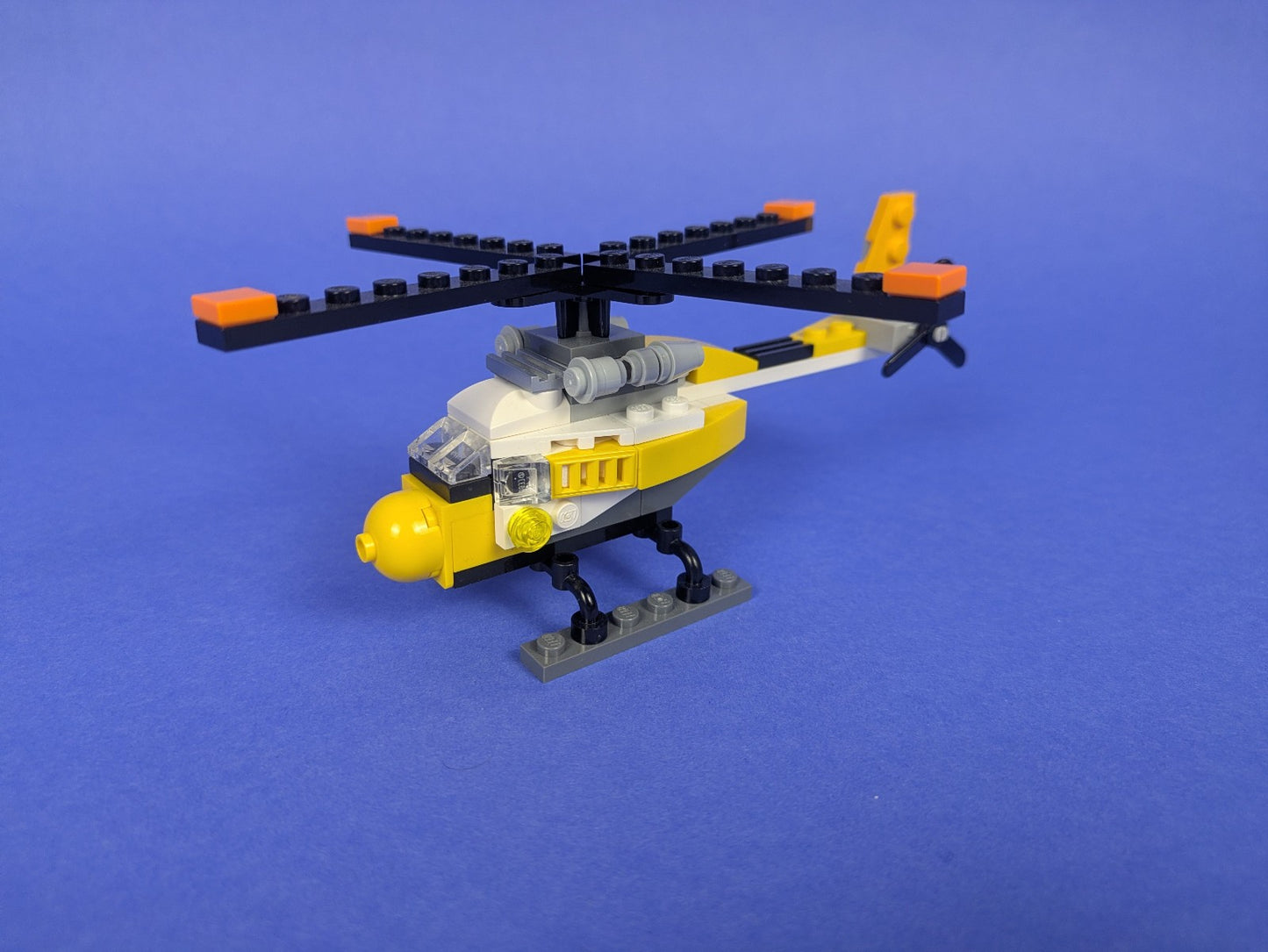 Lego Creator: Model: Traffic: Transport Truck Set 5765 - w/ Instructions