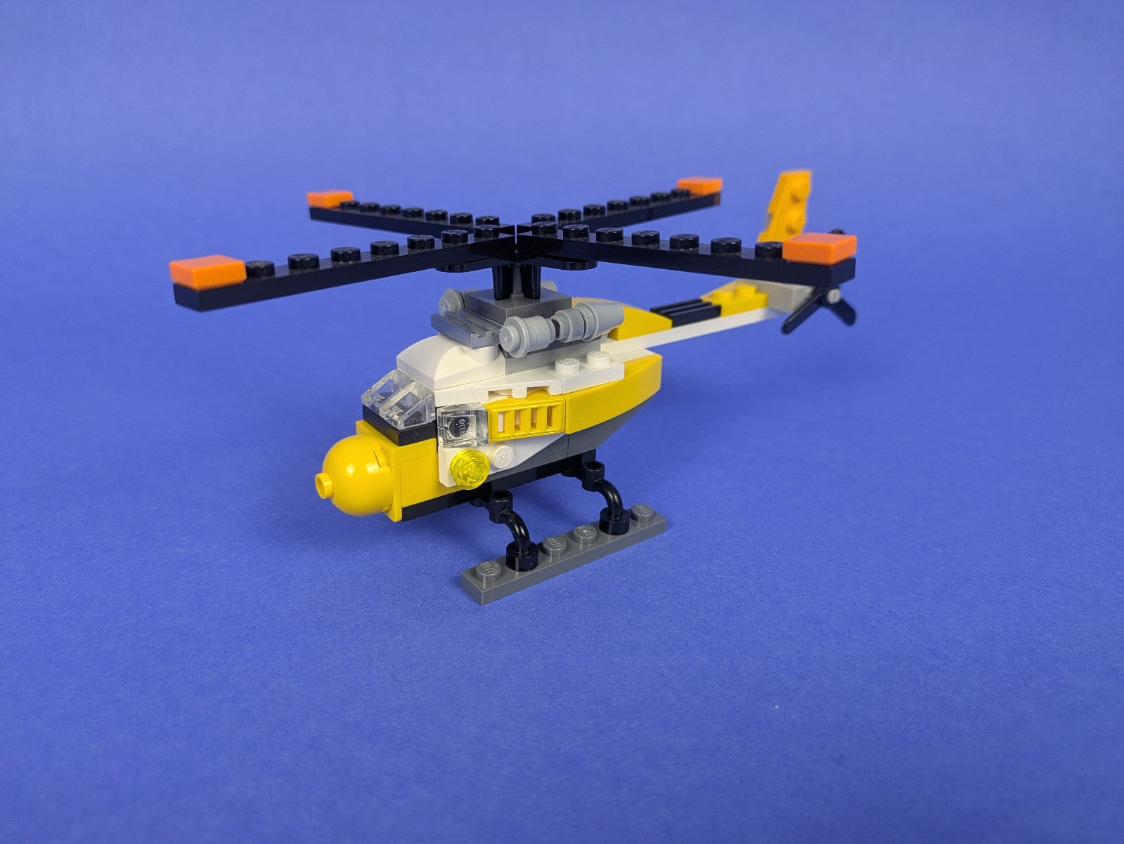 Lego Creator: Model: Traffic: Transport Truck Set 5765 - w/ Instructions