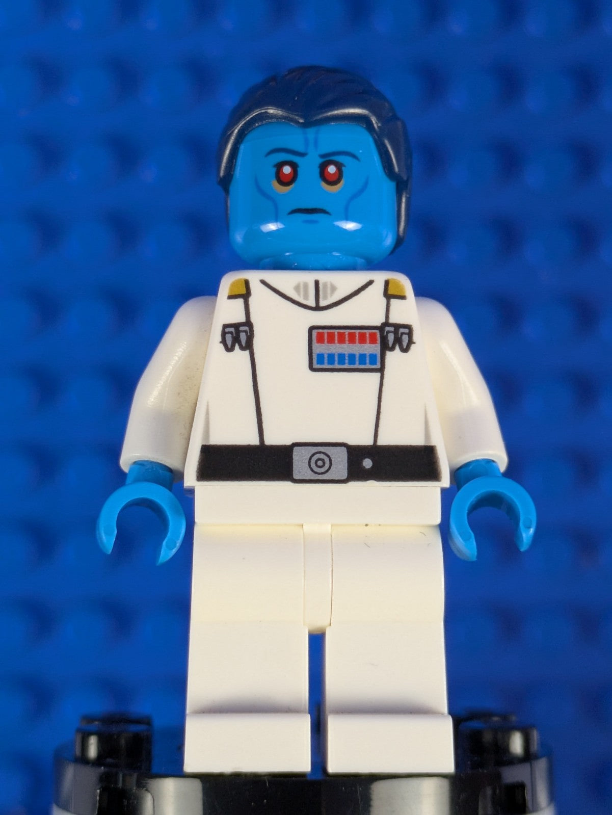 Lego Star Wars: Grand Admiral Thrawn - Dark Azure Skin sw0811 Set 75170