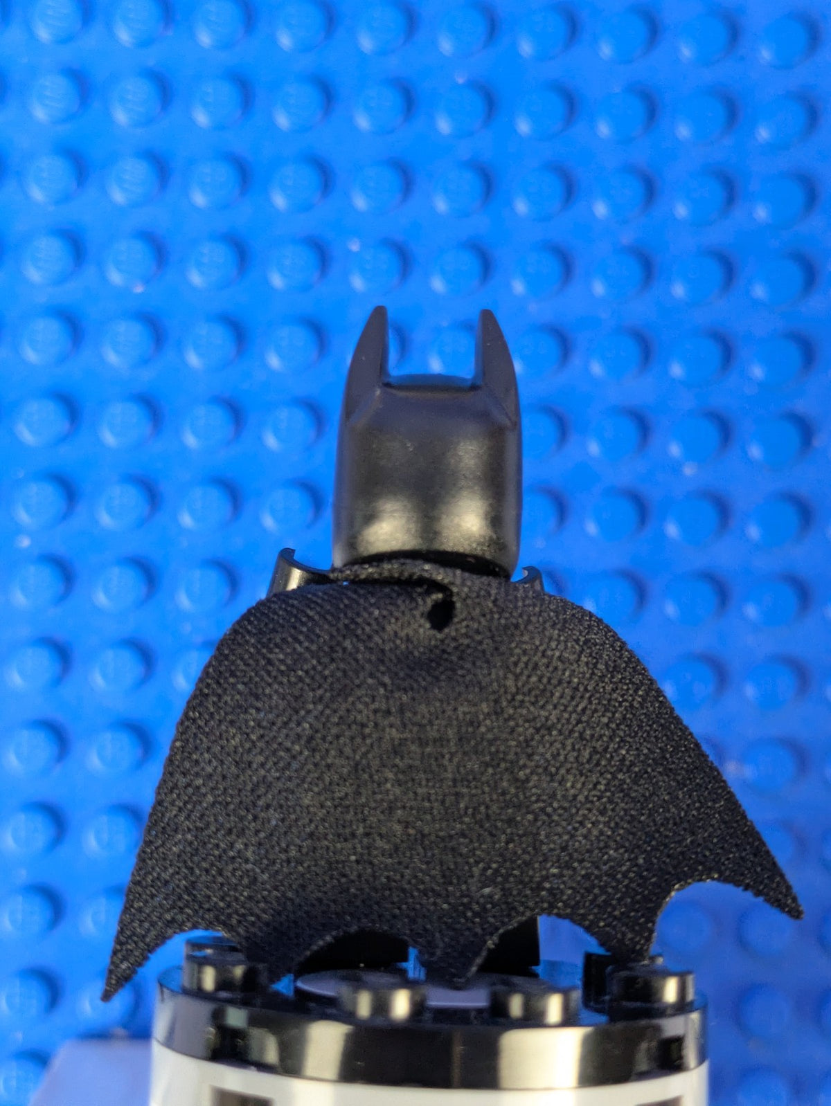 Lego Super Heroes: Batman II: Batman - Short Legs sh0242 Set 76061