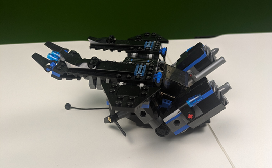 Lego Super Heroes: The Bat vs. Bane: Tumbler Chase Set 76001 - Incomplete