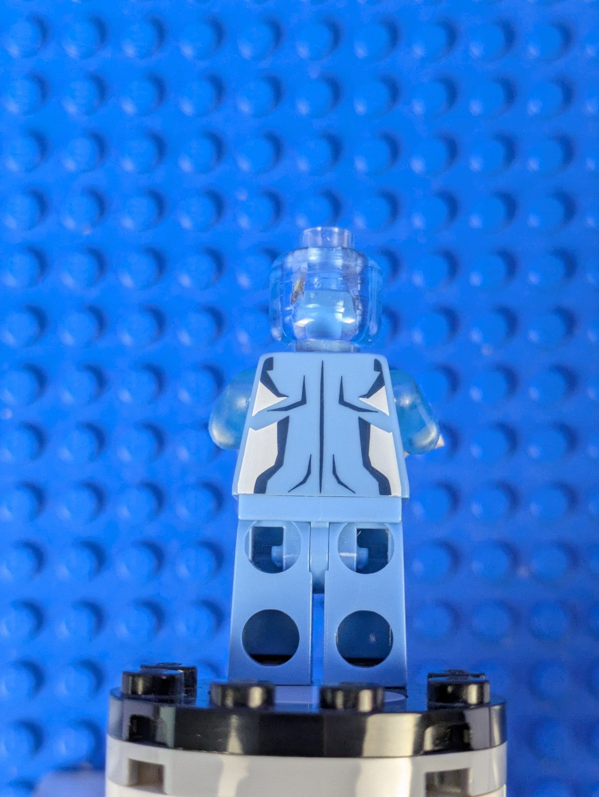 Lego Super Heroes: Electro - Medium Blue Outfit sh0105 Set 76014