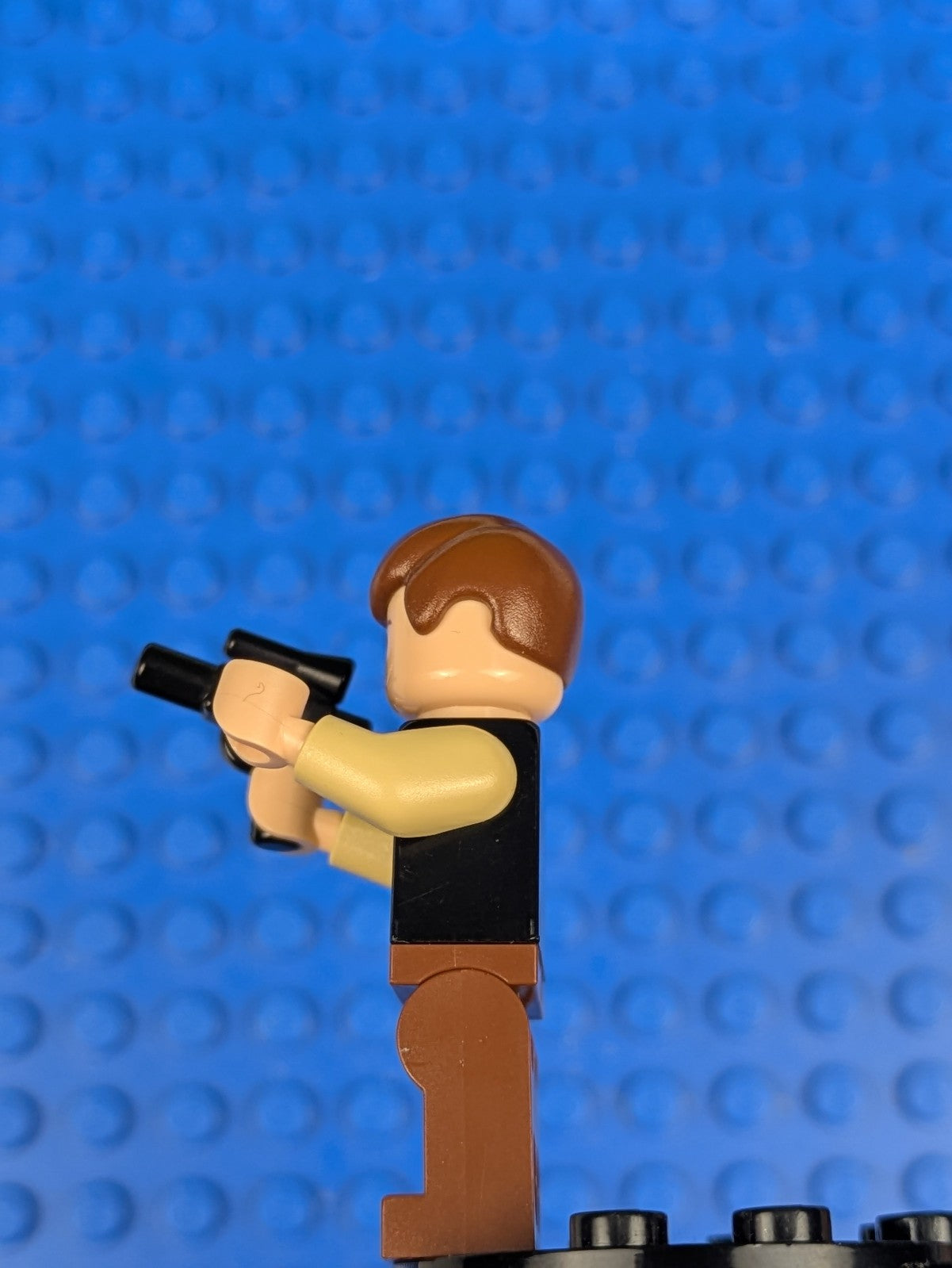 Lego Star Wars: Han Solo - Black Vest over Tan Shirt sw0179 Set 10179