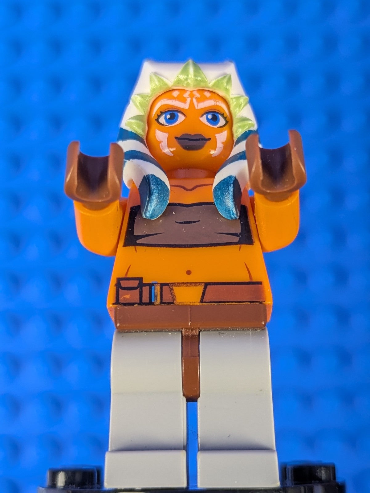 Lego Star Wars: Ahsoka Tano (Padawan) - Tube Top and Belt sw0192 Set 7675
