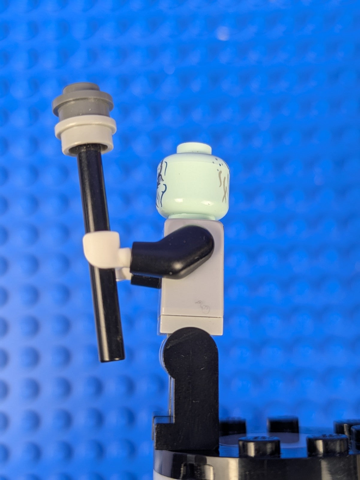 Lego Super Heroes: Infinity War: Ebony Maw - Light Aqua Head sh0508 Set 76108