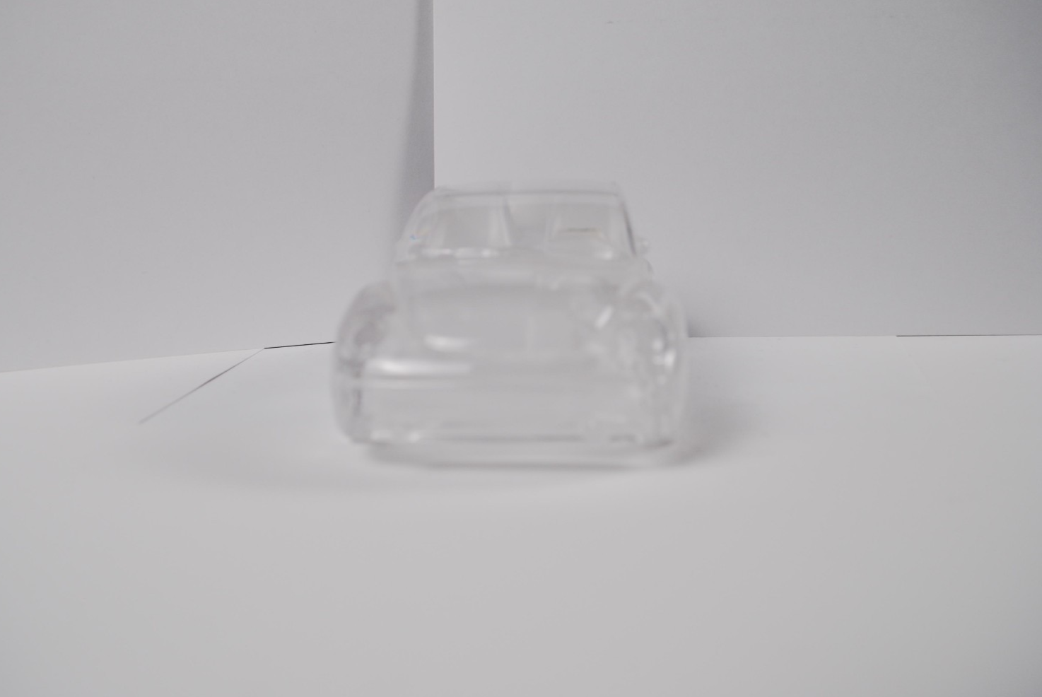 Hofbauer Magic Crystal New VW Volkswagen Beetle GVN-8038 Glass Car Paperweight