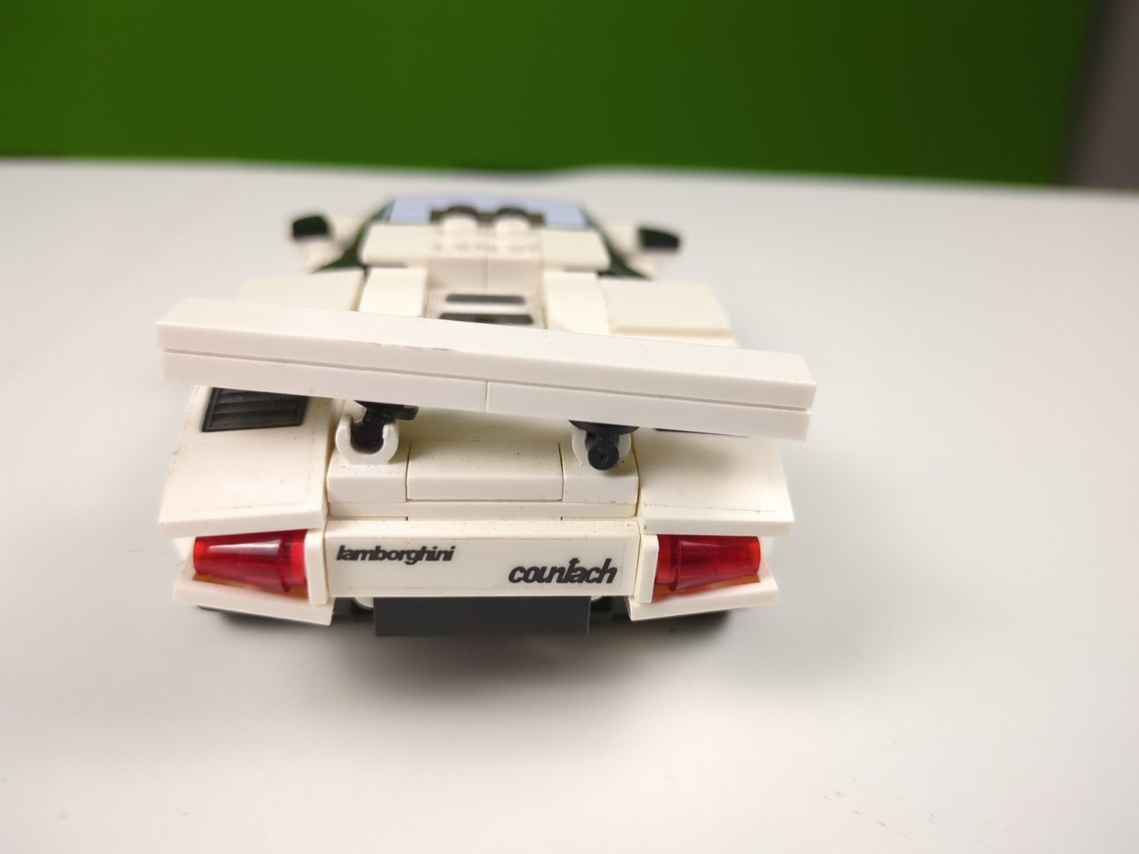 Lego SPEED CHAMPIONS: Lamborghini Countach 76908