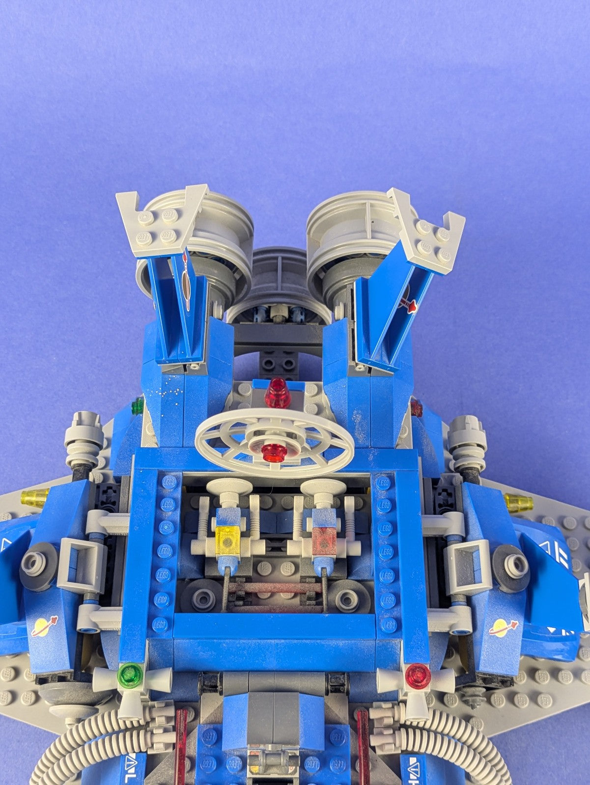 LEGO The LEGO Movie Benny's Spaceship, Spaceship, SPACESHIP! 70816 Pre-Owned