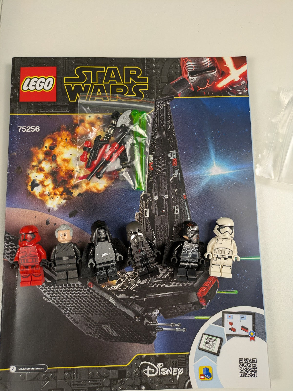 LEGO Star Wars Kylo Ren's Shuttle 75256 Complete Set Pre-Owned