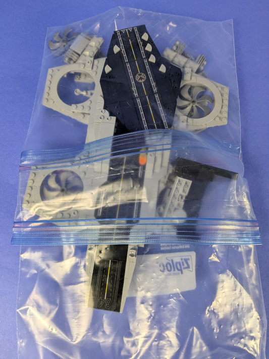 Lego Super Heroes: Sculptures: The Avengers Helicarrier Set 76295 Incomplete Set