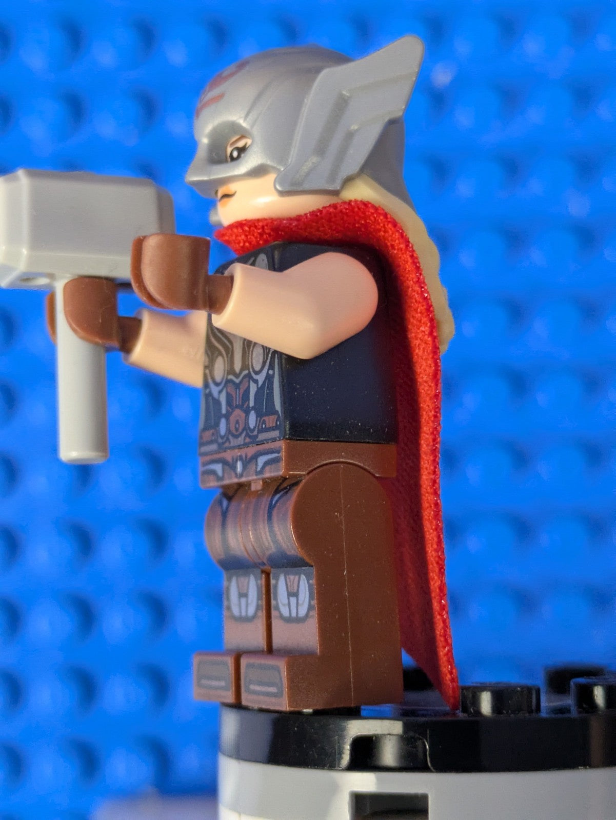 Lego Super Heroes: Mighty Thor (Jane Foster) sh0815 Set 76208