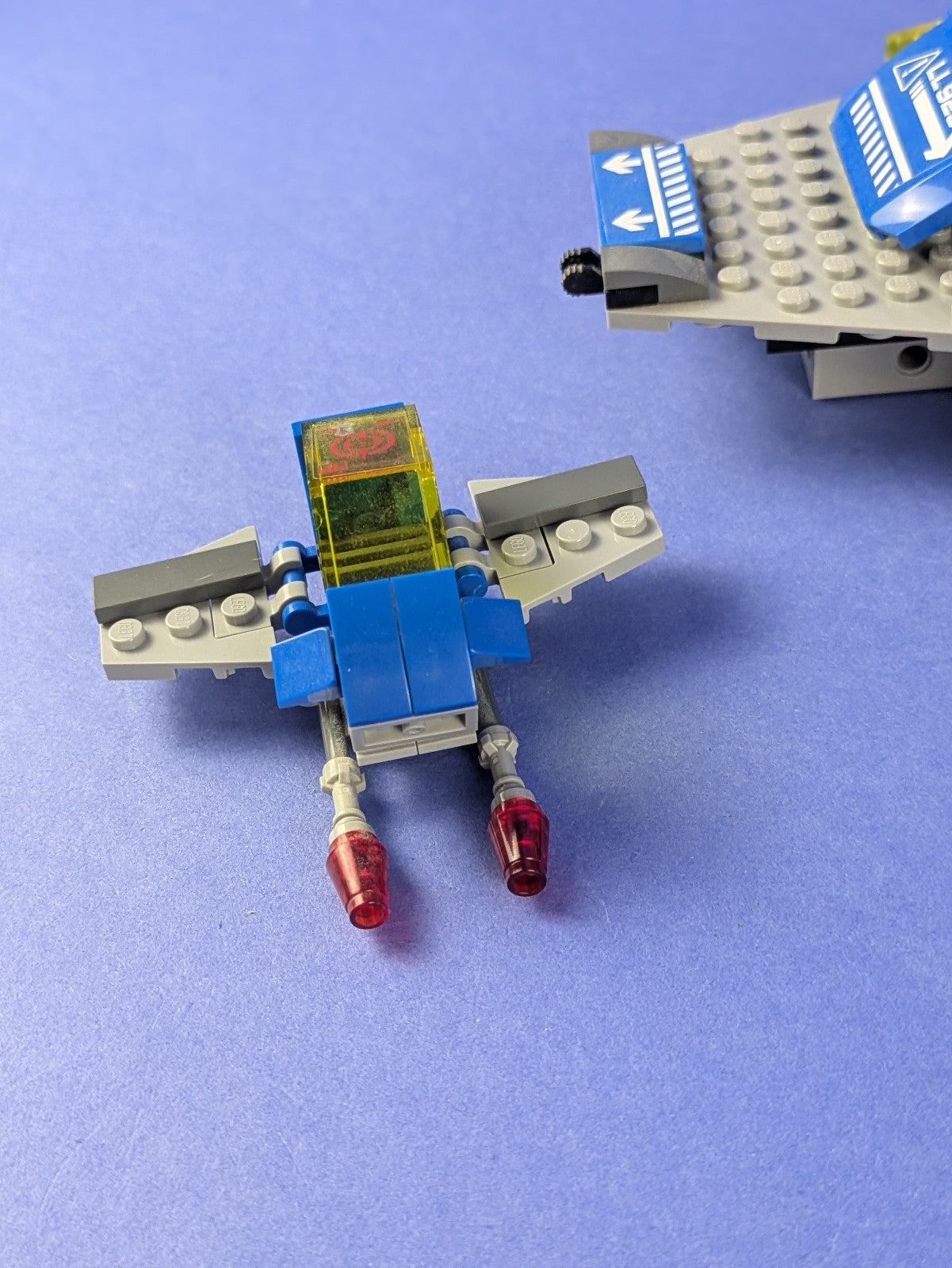 LEGO The LEGO Movie Benny's Spaceship, Spaceship, SPACESHIP! 70816 Pre-Owned