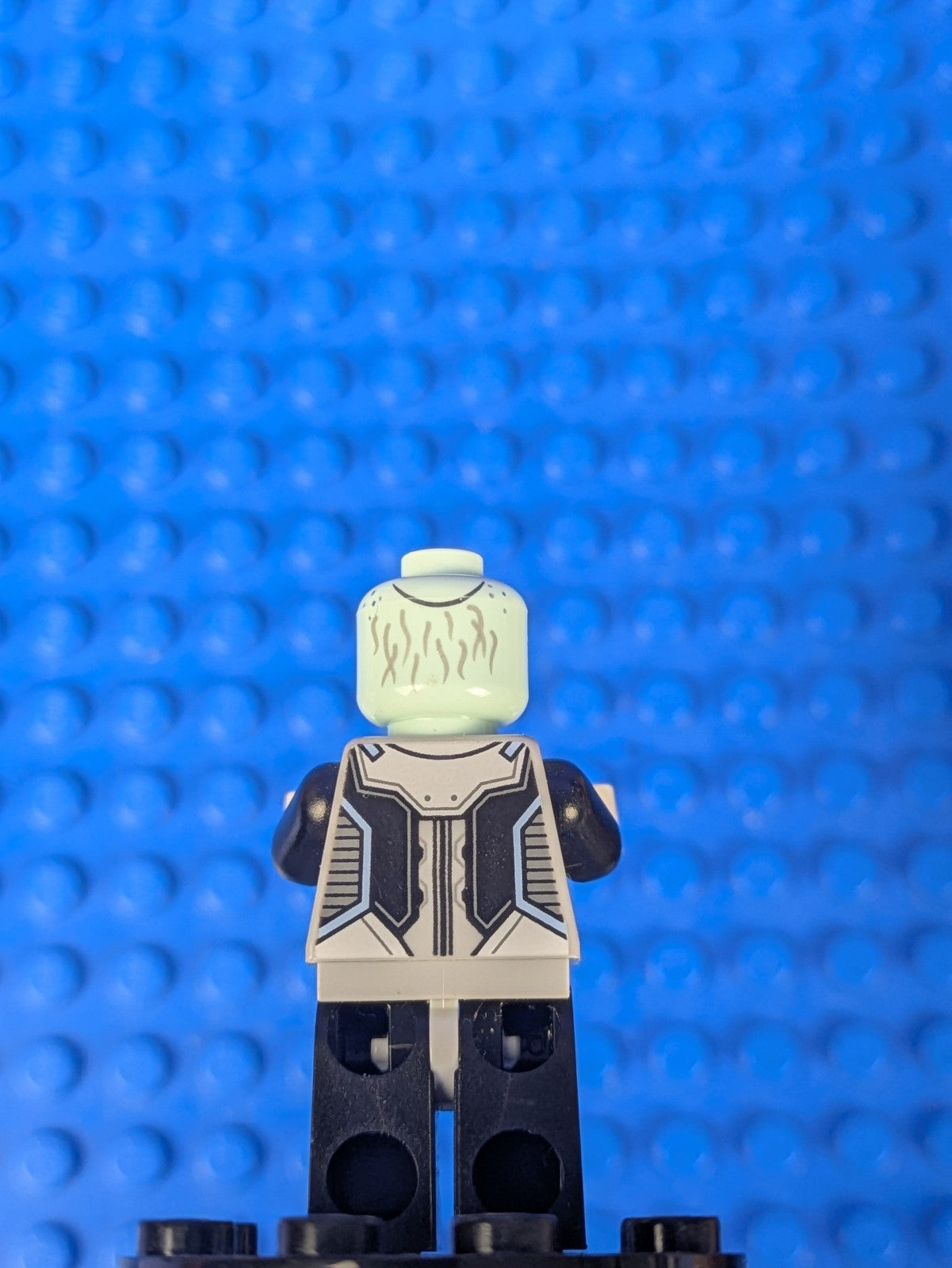 Lego Super Heroes: Ebony Maw - Light Aqua Head sh0508 Set 76108