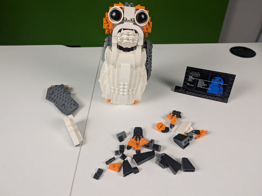 Lego Star Wars: Sculptures: Porg Set 75230 - w/ Instructions