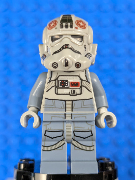 Lego Star Wars: AT-AT Driver - Dark Red Imperial Logo sw1105 Set 75288