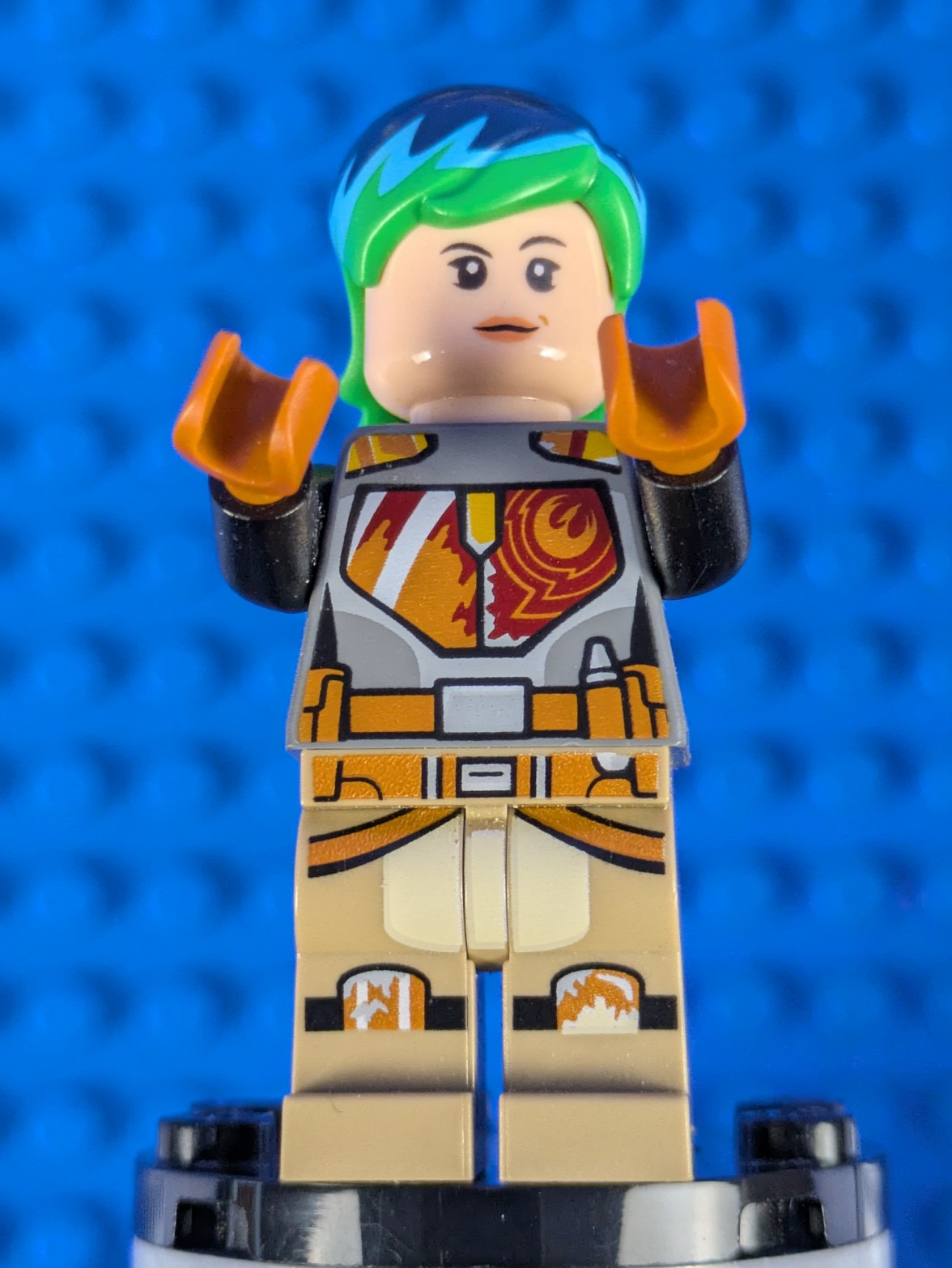 Lego Star Wars: Sabine Wren - Bright Green and Dark Blue Hair sw0742 Set 75150
