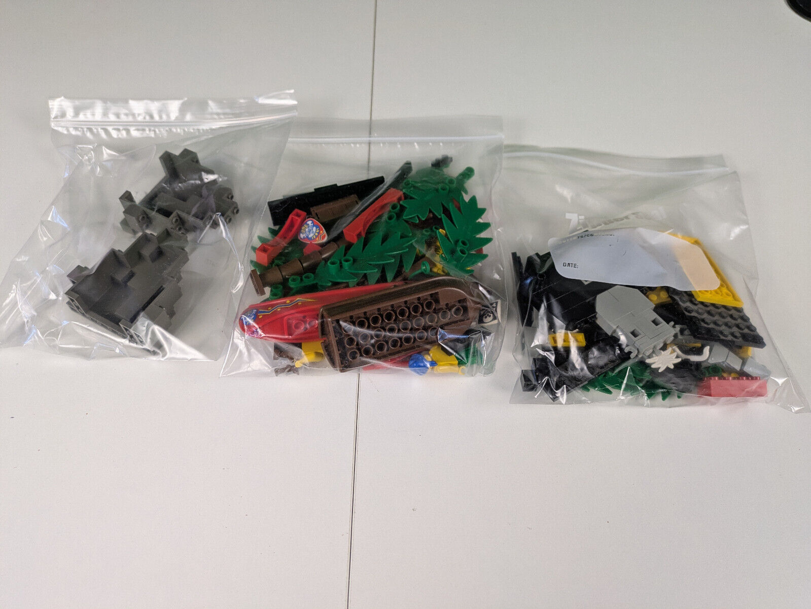 Lego Pirates: Pirates I: Islanders: Forbidden Cove Set 6264