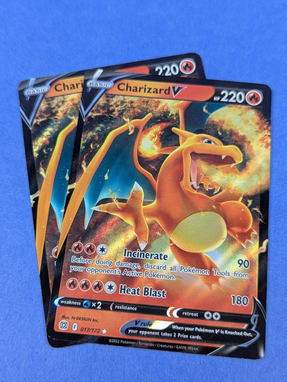Charizard V - 017/172 - Rare Holo V Brilliant Stars - Pokemon Card - NM
