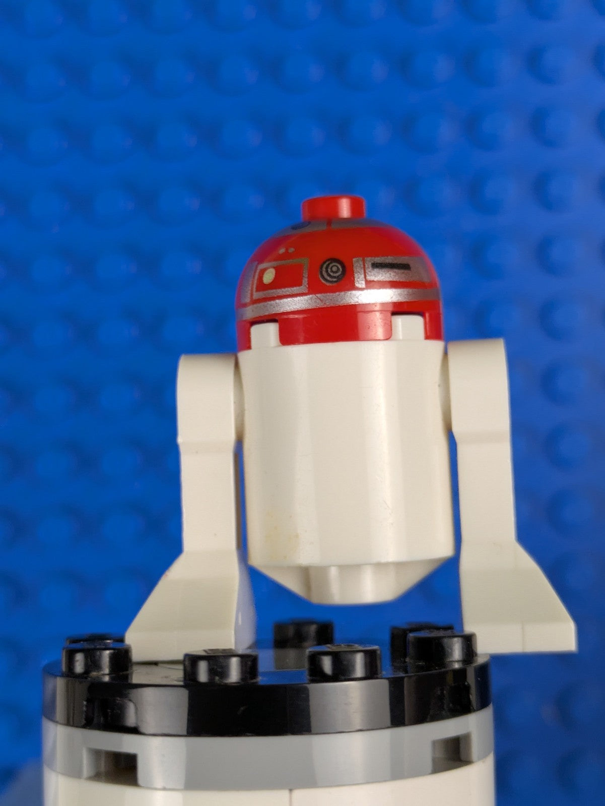 Lego Star Wars: Q7-Series / R4-P22 - Astromech Droid sw0534 Set 75039