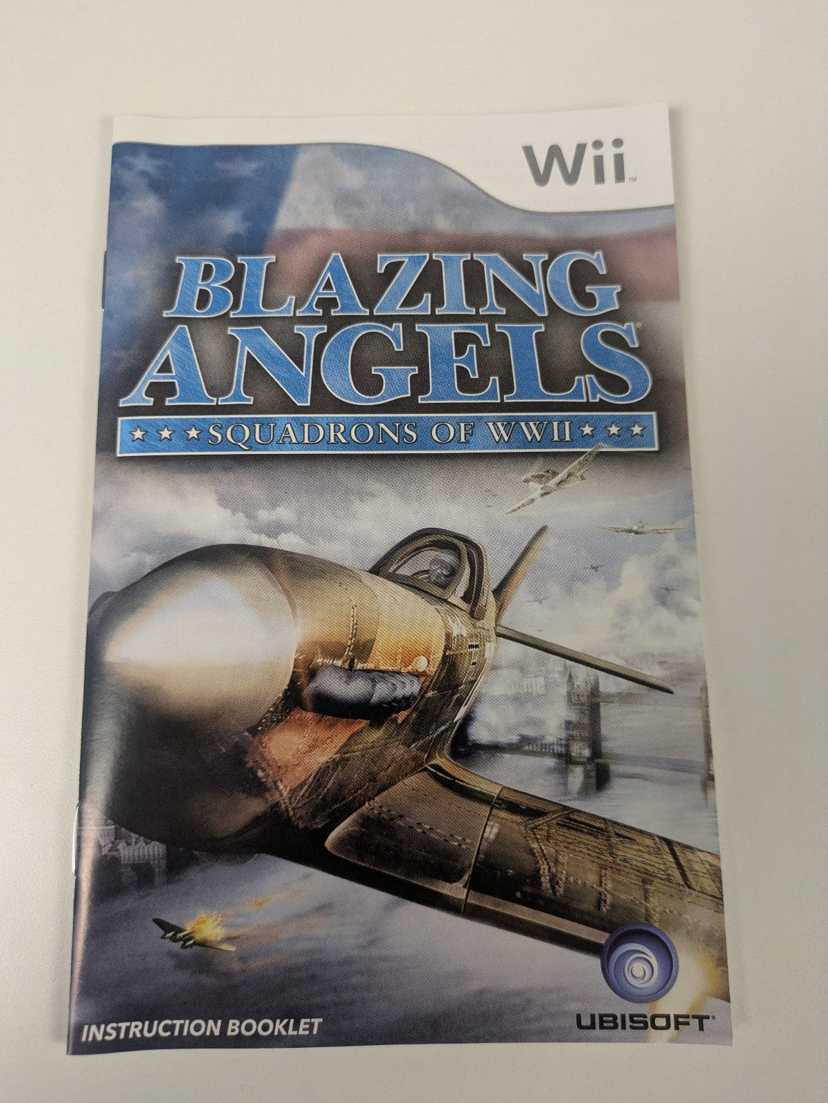 Blazing Angels: Squadrons of WWII (Nintendo Wii, 2007) CIB