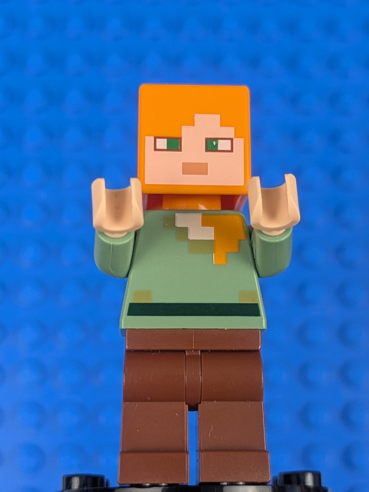 Lego Minecraft: Alex - Reddish Brown Legs min017 Sets 21121, 21249