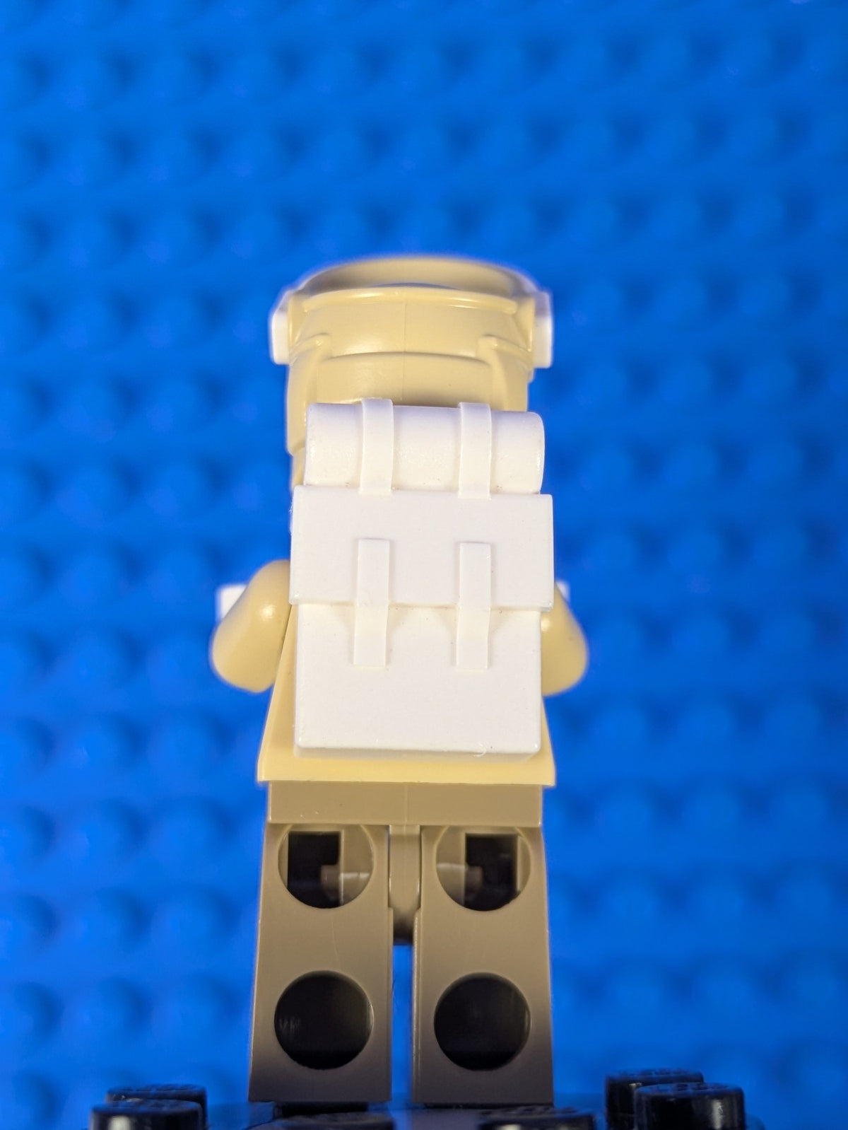 Lego Star Wars: Hoth Rebel Trooper Tan Uniform (Moustache) sw0425 Set 9509
