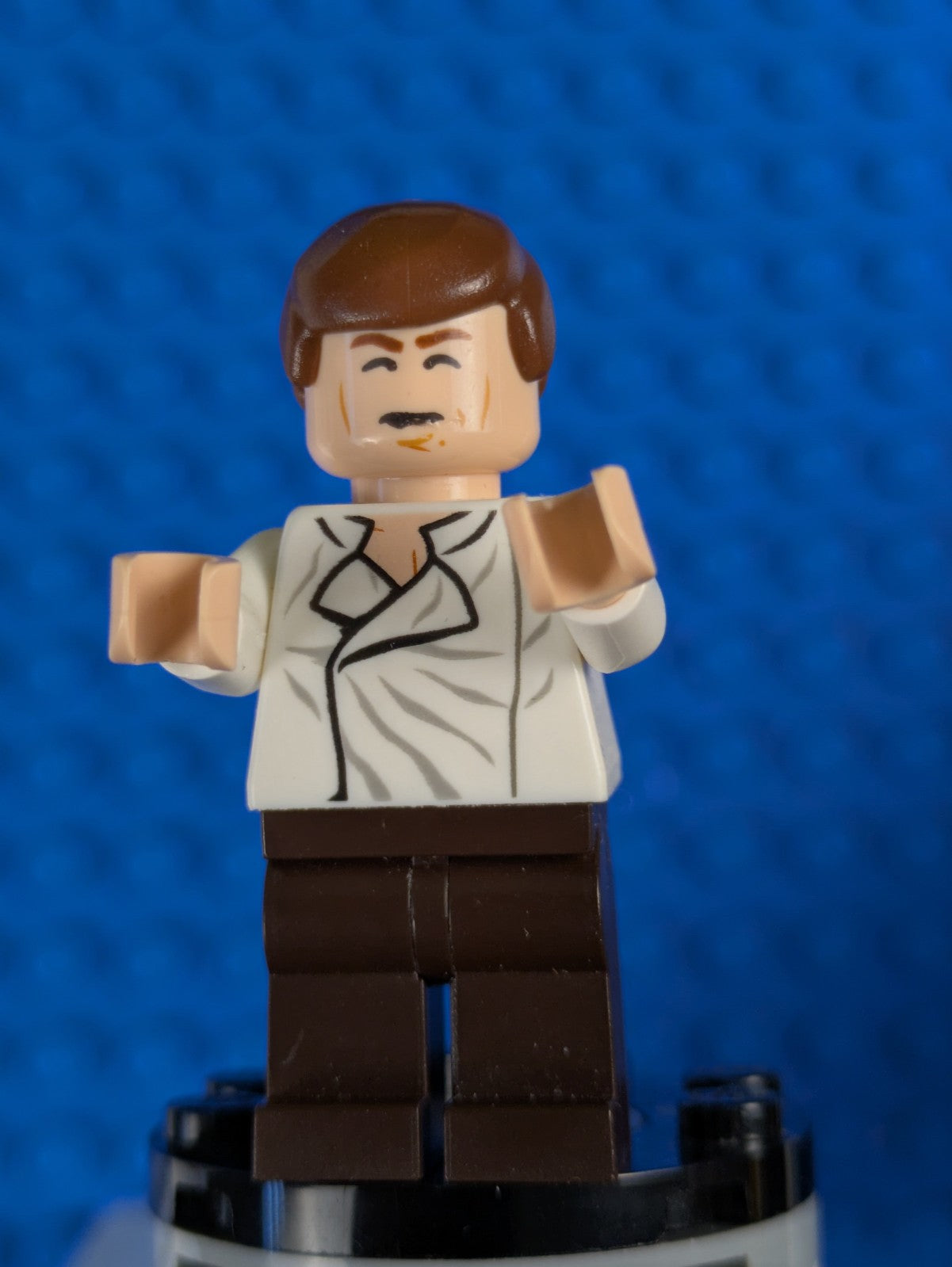 Lego Star Wars: Han Solo - White Shirt with Wrinkles on Front sw0714 Set 75137