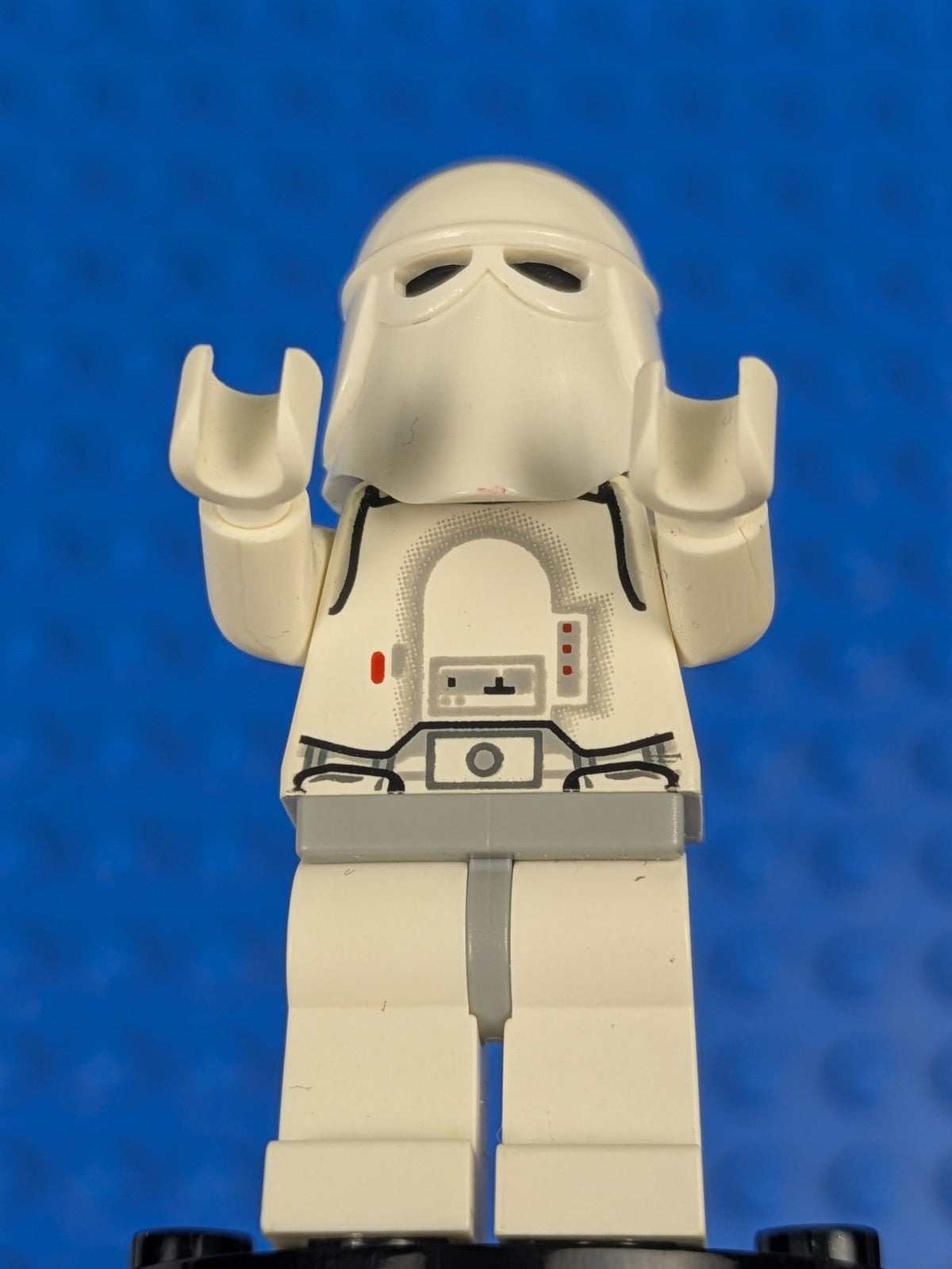 Lego Star Wars: Episode 4-6: Snowtrooper, Light Gray Hips sw0101 Set 4483