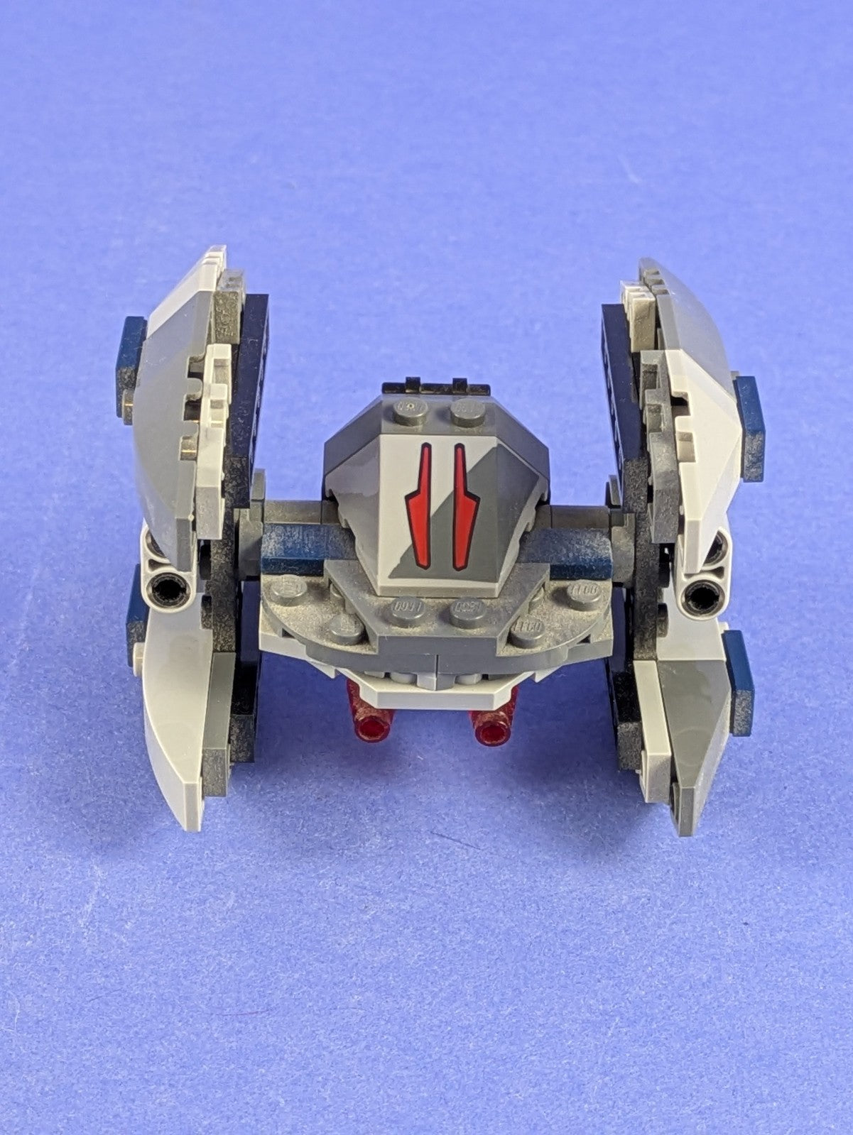 LEGO Star Wars Vulture Droid 75073 Incomplete Set Pre-Owned