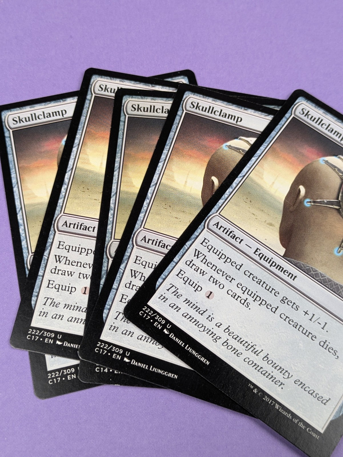 MTG Magic: Commander 2017: Skullclamp #222/309 Uncommon - NM