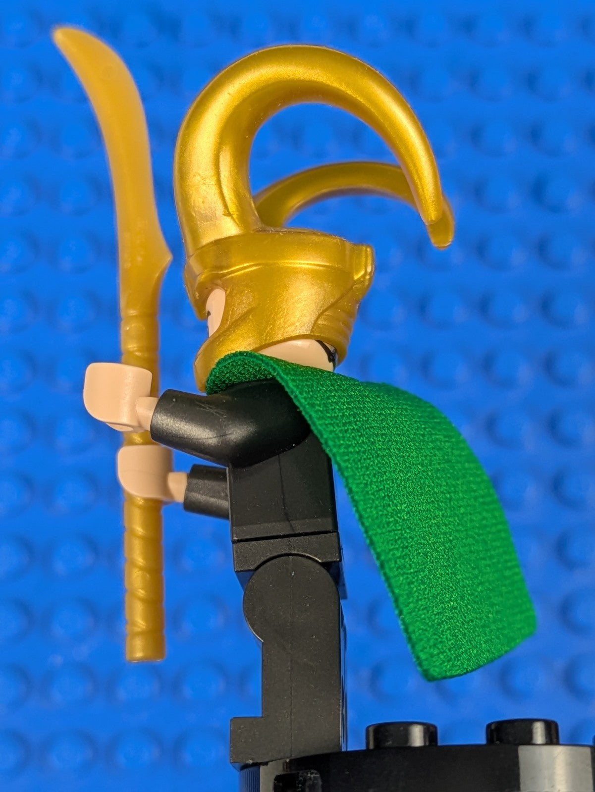 Lego Super Heroes: The Infinity Saga: Loki - Pearl Dark Gray sh0860 Set 76269