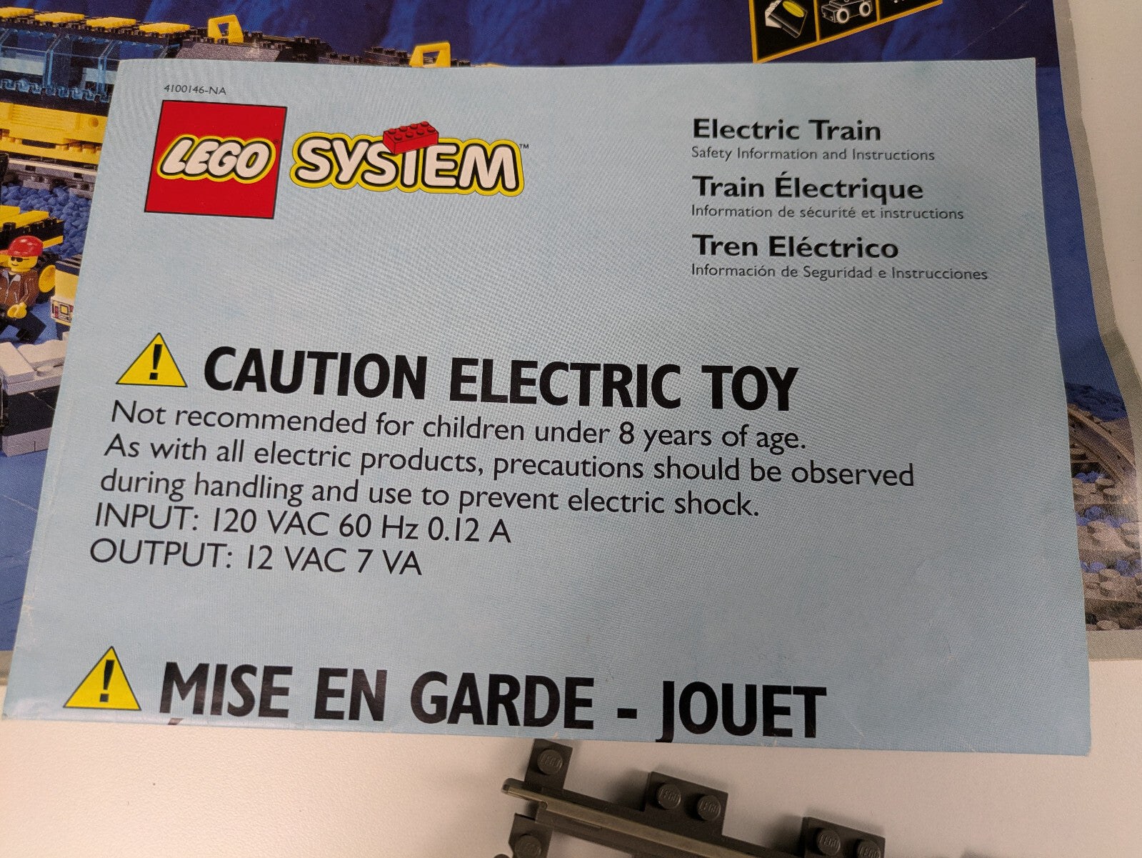 Lego Train: 9V: Cargo Railway Set 4559 - w/ Instruction (Incomplete Minifigure)