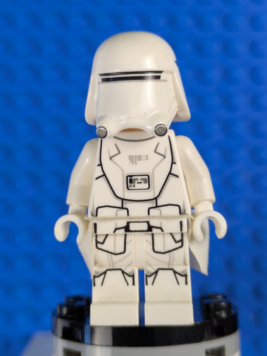 Lego Star Wars: First Order Snowtrooper with Kama sw0657 Set 75100