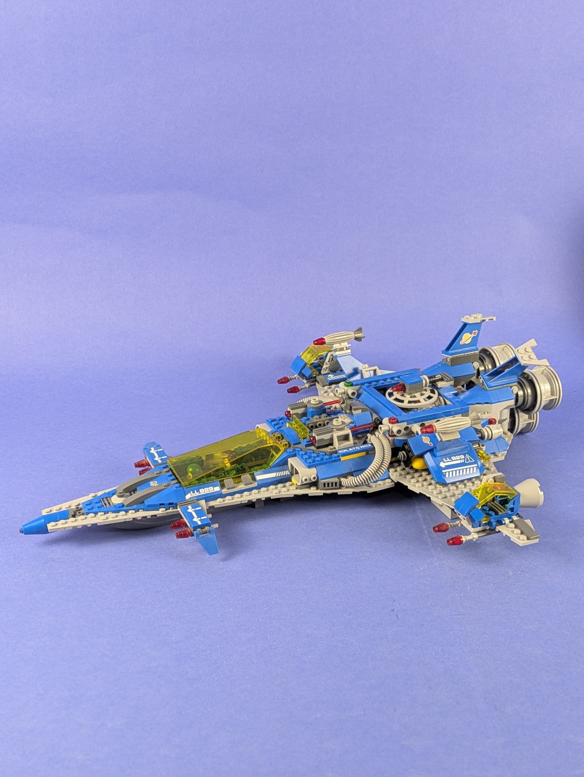 LEGO The LEGO Movie Benny's Spaceship, Spaceship, SPACESHIP! 70816 Pre-Owned