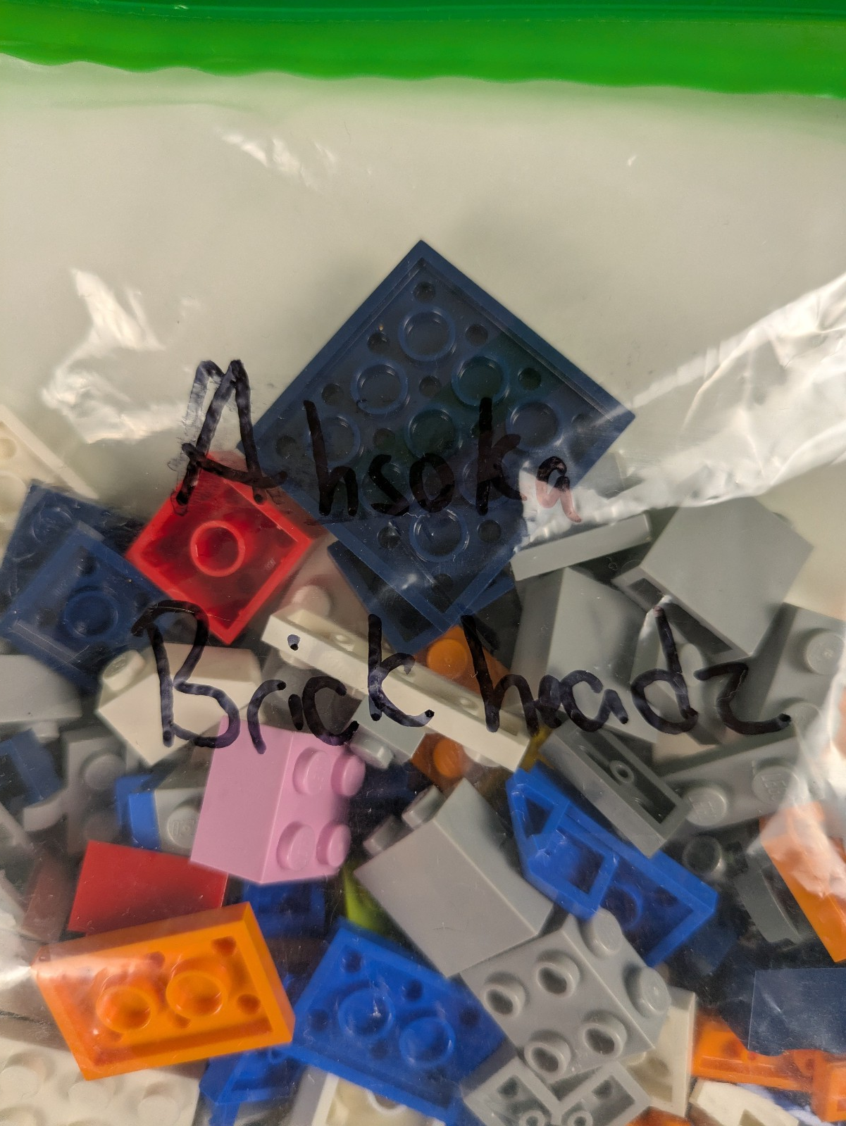 Lego Star Wars: BrickHeadz: The Clone Wars: Ahsoka Tano Set 40539 - Complete Set