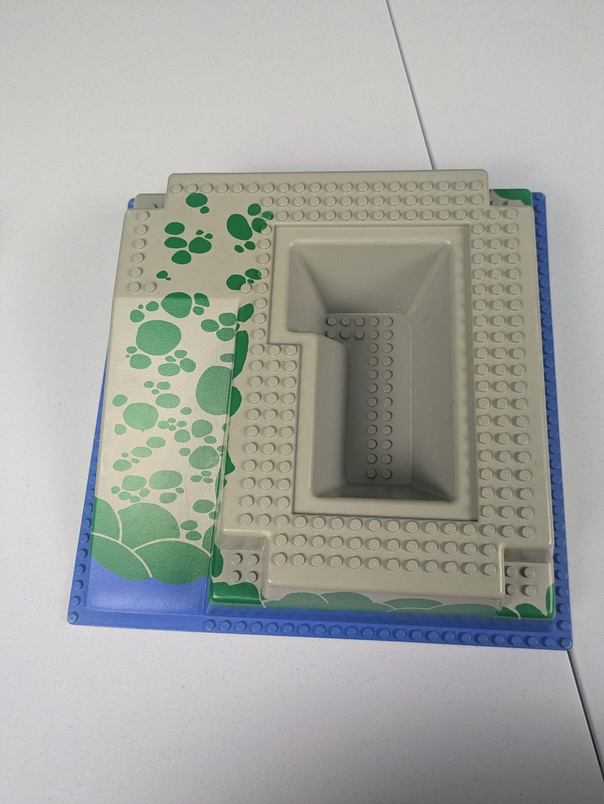 Lego Pirates: Pirates I: Rock Island Refuge Set 6273