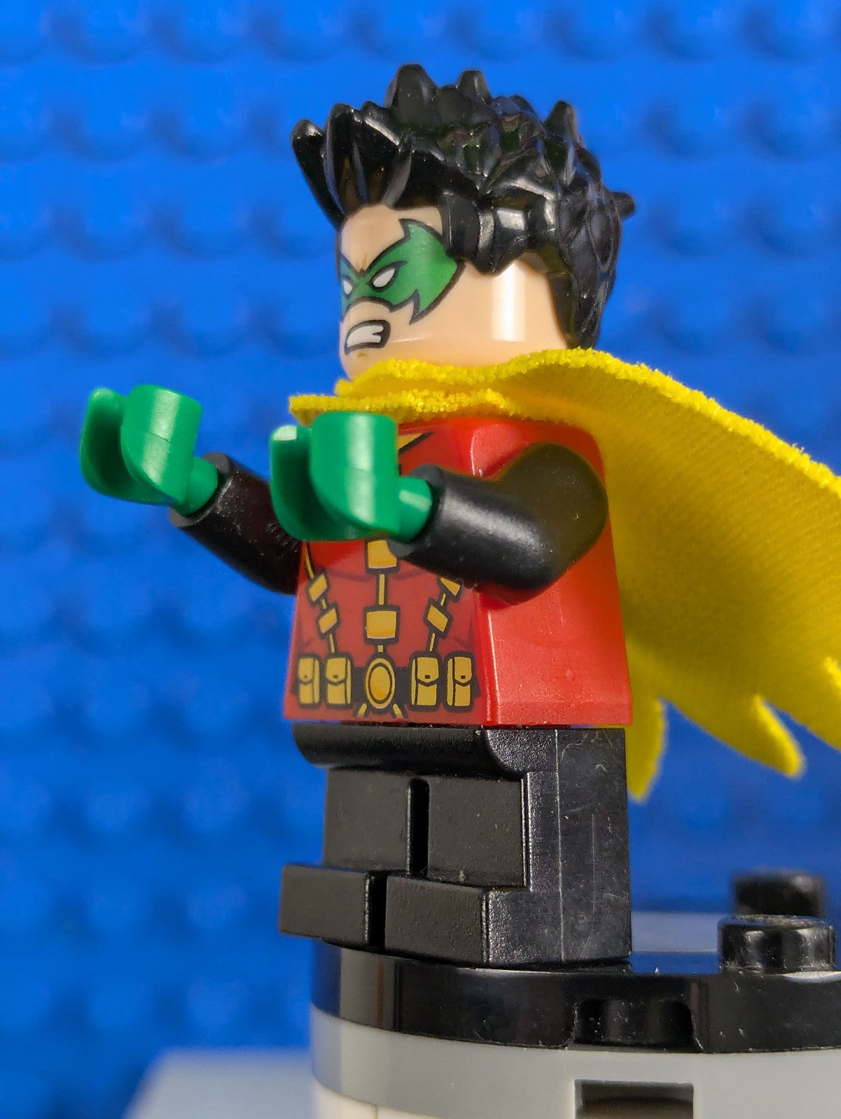 Lego Super Heroes: Batman II: Robin - Green Mask and Hands sh0588 Set 76122