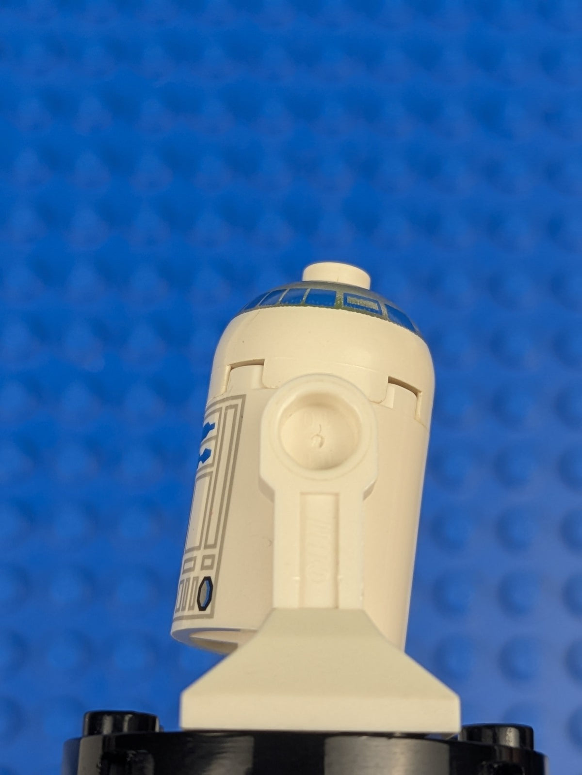 Lego Star Wars: R2-D2 - Astromech Droid sw0028 Sets 7171, 7106