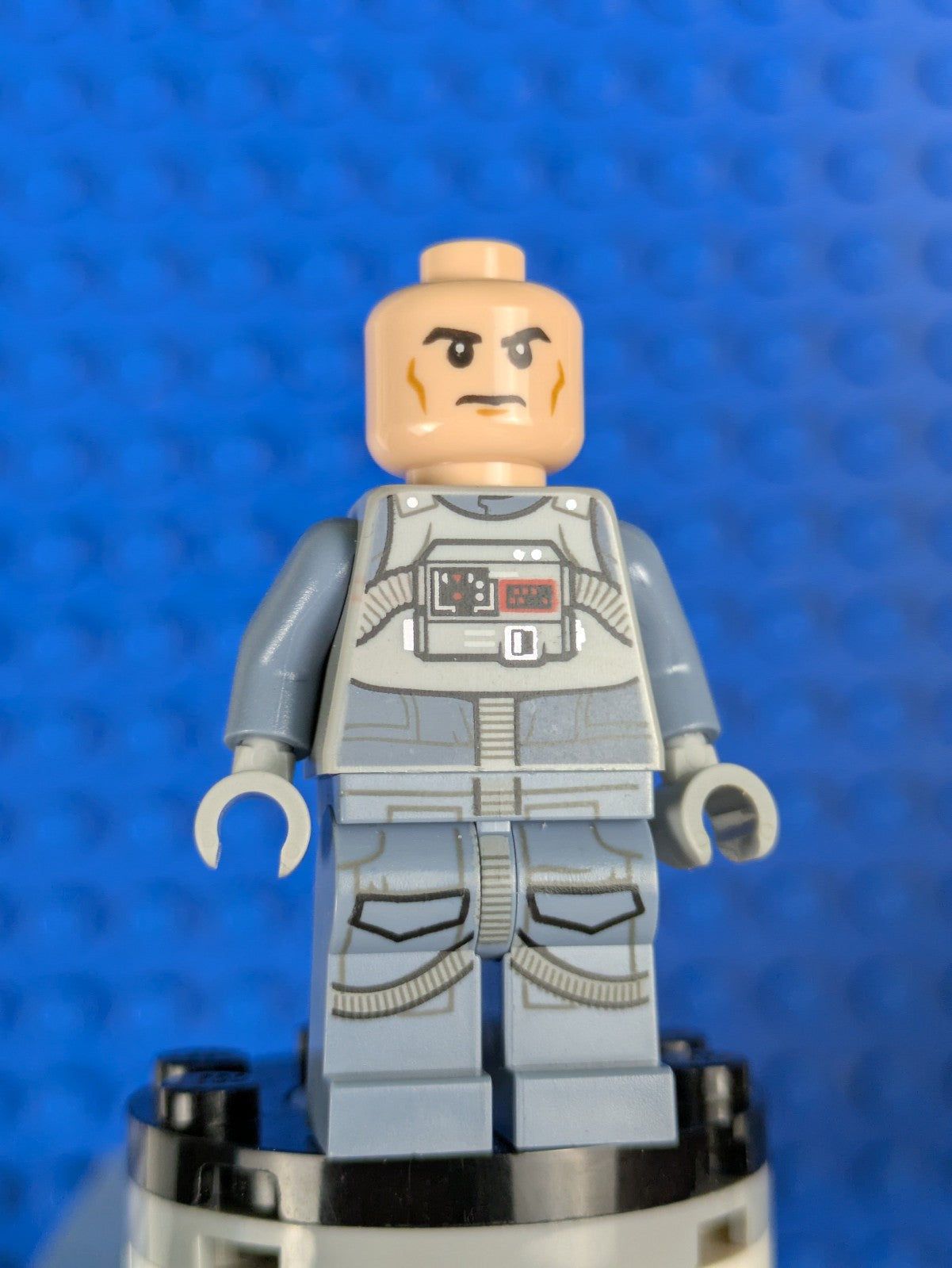 Lego Star Wars: AT-AT Driver - Dark Red Imperial Logo sw1104 Set 75288