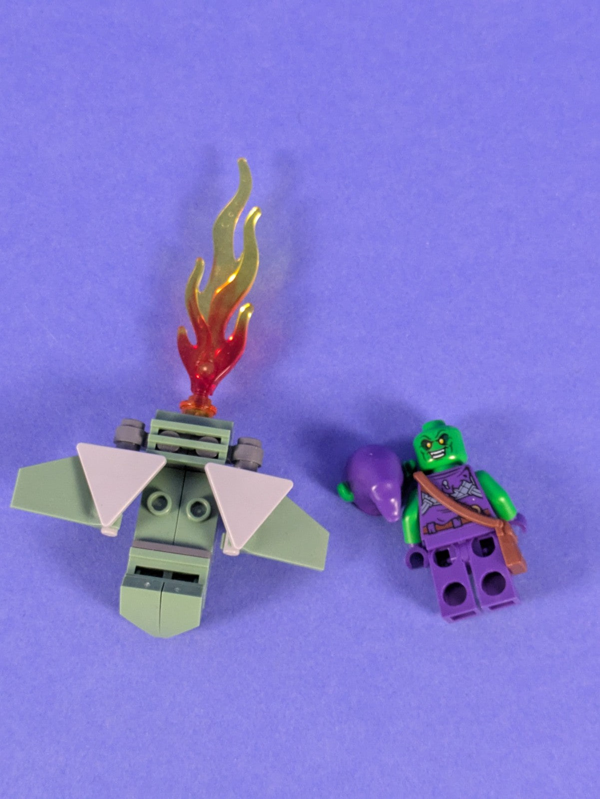Lego Super Heroes: Spider-Man: Green Goblin - Bright Green Skin sh0695 Set 76178