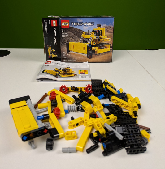 Lego Technic: Model: Construction: Heavy-Duty Bulldozer Set 42163 - Complete Set