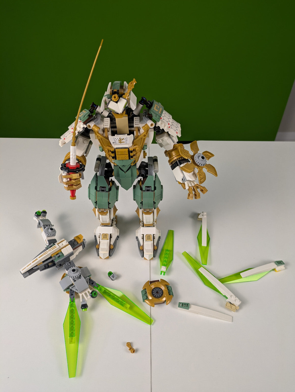 Lego NINJAGO: Secrets of the Forbidden Spinjitzu: Lloyd's Titan Mech Set 70676