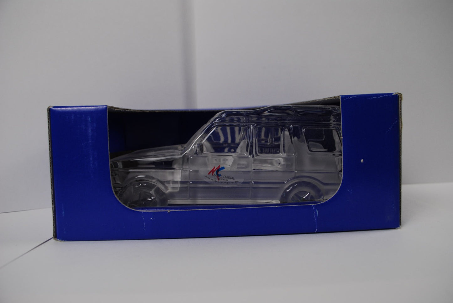 Hofbauer Magic Crystal Land Rover Discovery Amaris 8068 Glass Paperweight