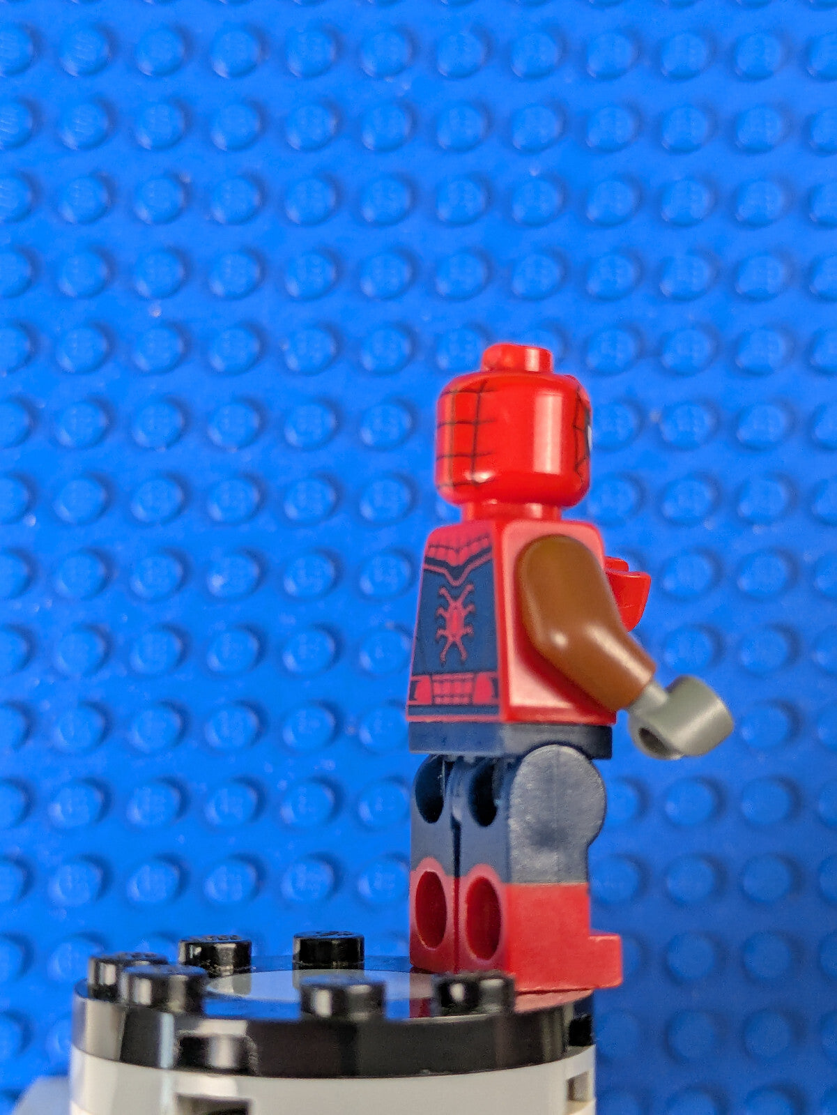 Lego Super Heroes: Spider-Man Homecoming: Spider-Man sh0420 Set 76083