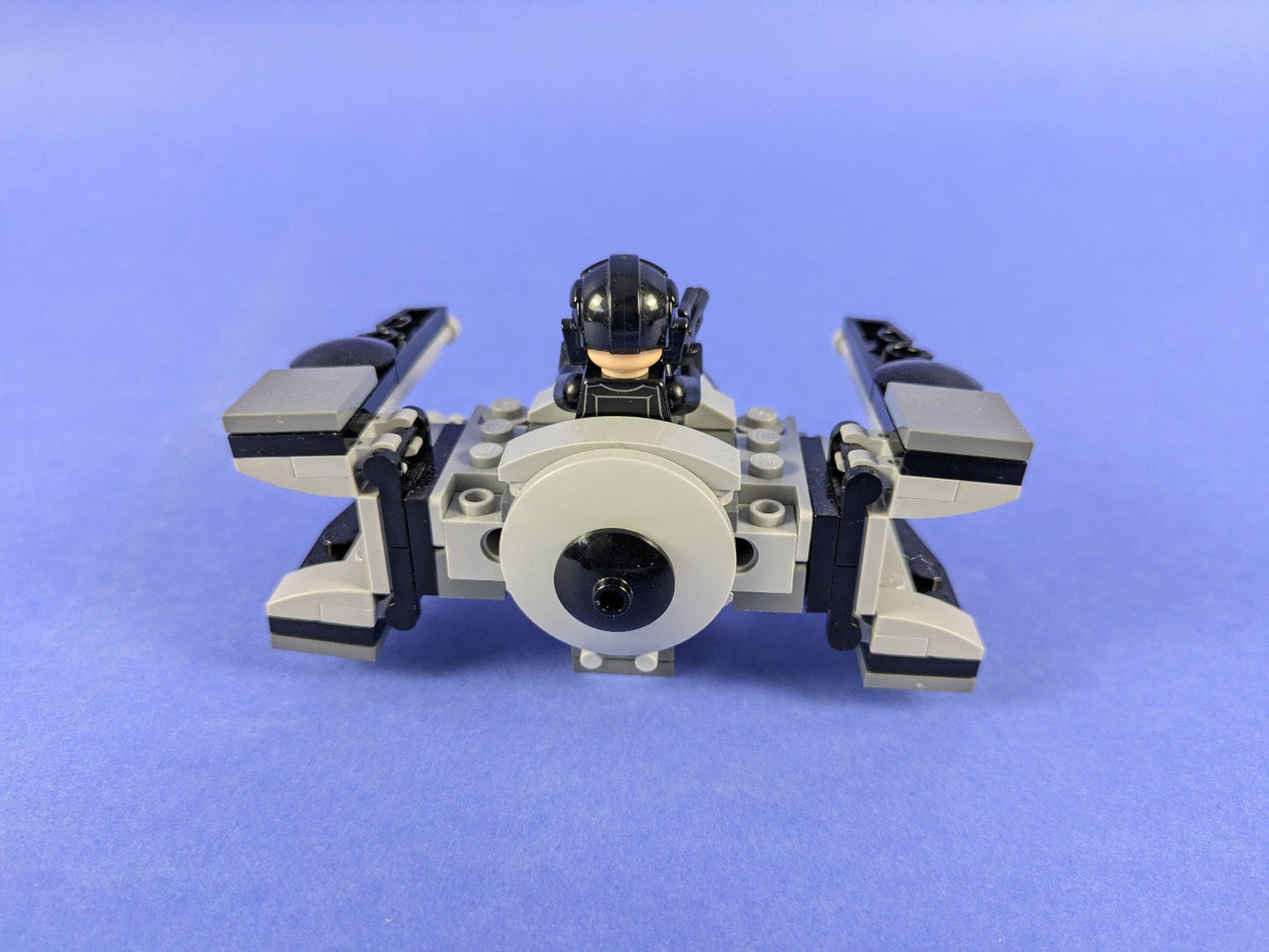 Lego Star Wars: Microfighters Series 1: TIE Interceptor Set 75031 Complete Set