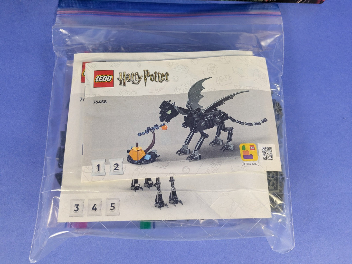 Lego Harry Potter: Sculptures: Thestral Family Set 76458 Complete Set