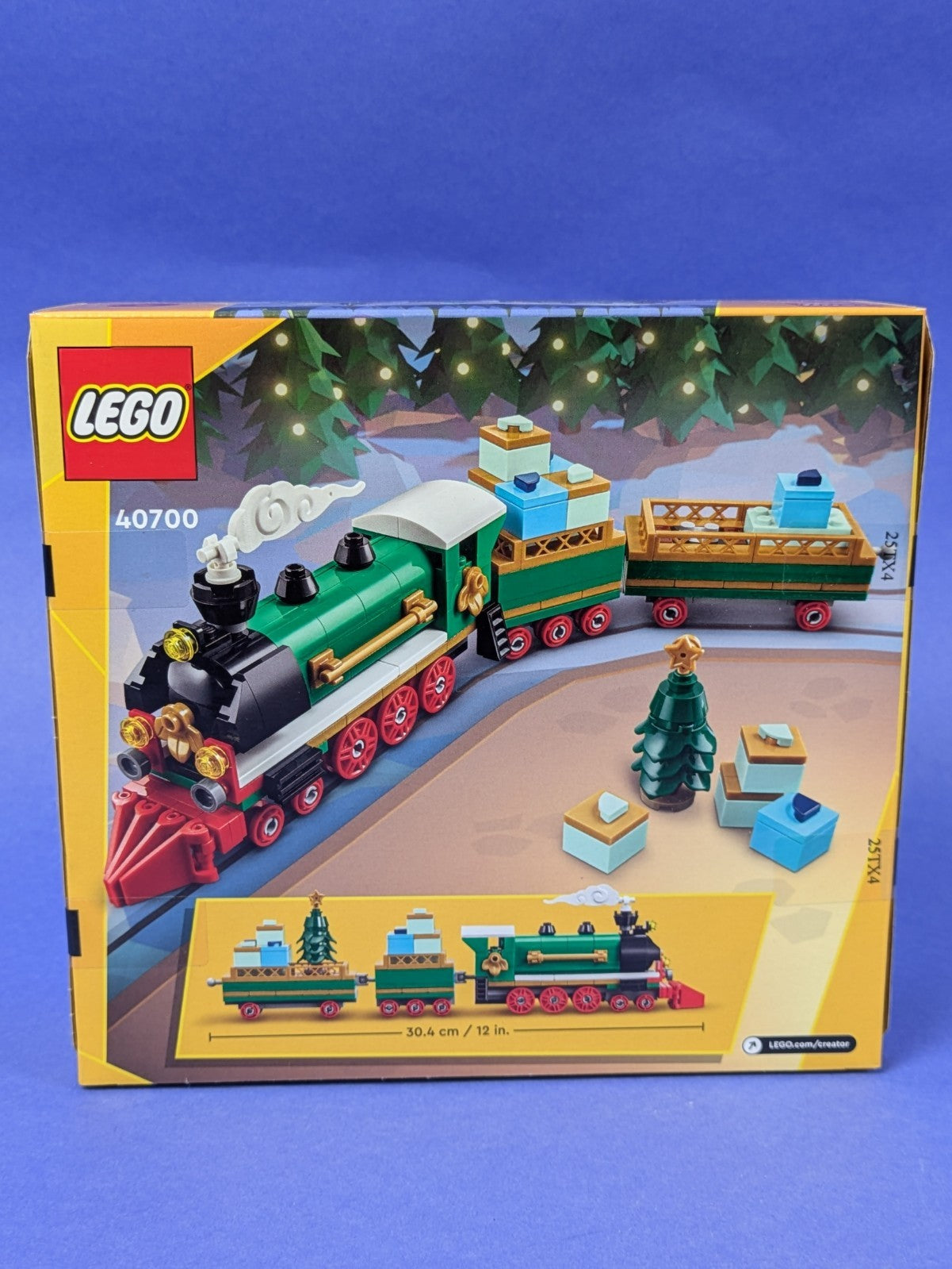 LEGO Creator Winter Holiday Train 40700